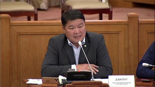 Л.Батлут: Эмнэлгийн дарга нар тендер нэртэй төсвийн мөнгө хулгайлаад сууж байна